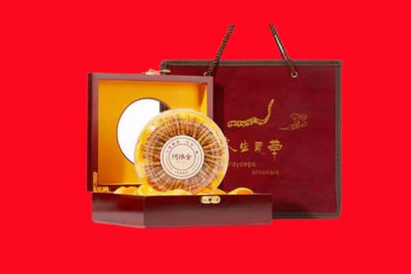 收购资讯:七台河茄子河回收冬虫夏草是按克吗